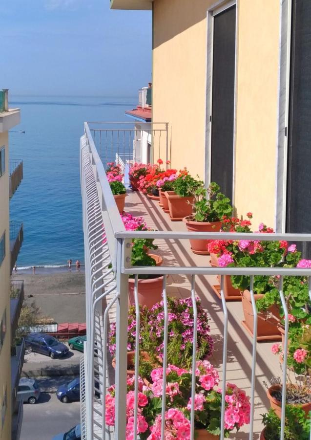 Il Soffione Home Salerno Exterior photo